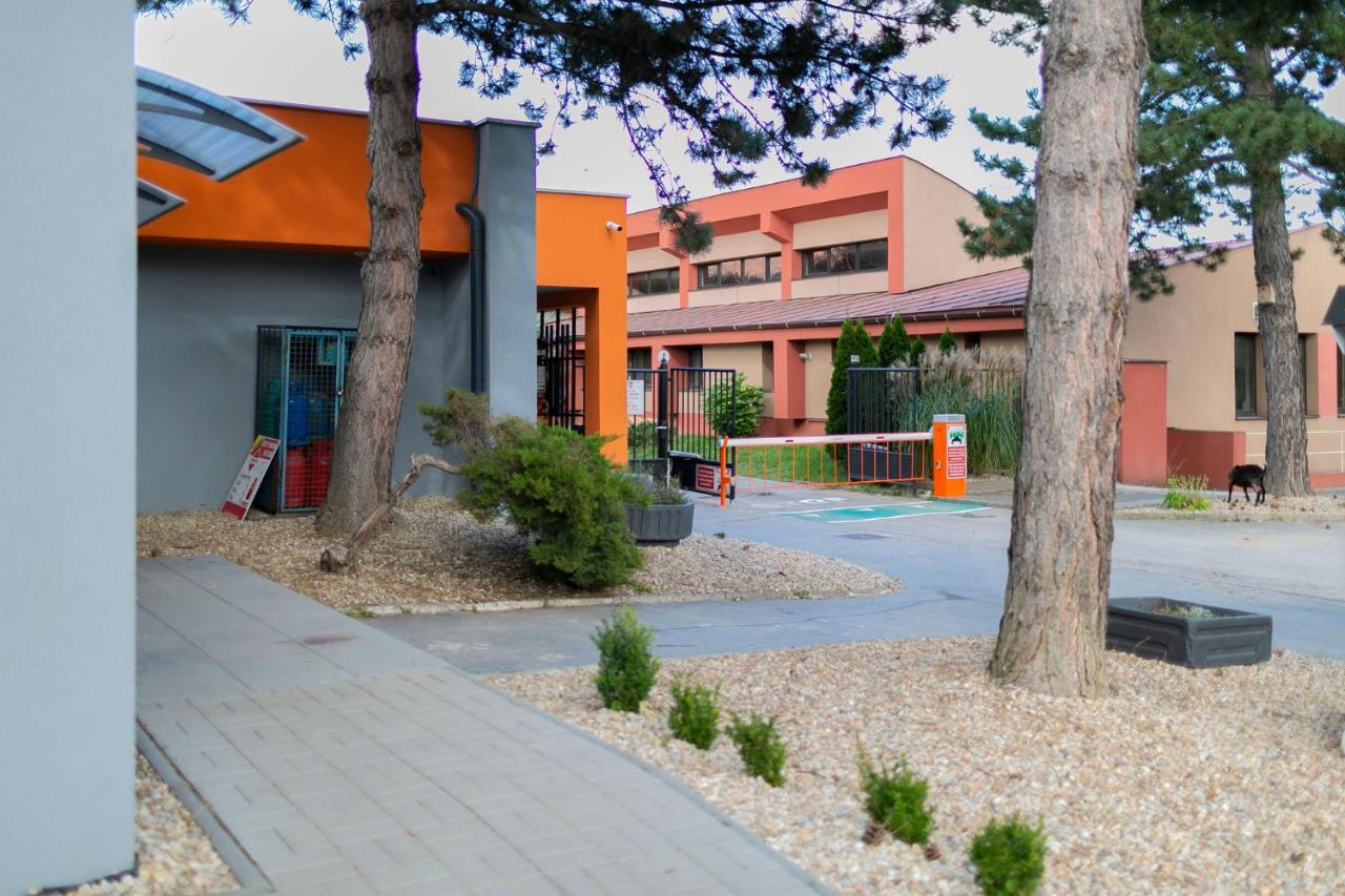 Holiday Houses Barca Kosice Exterior photo